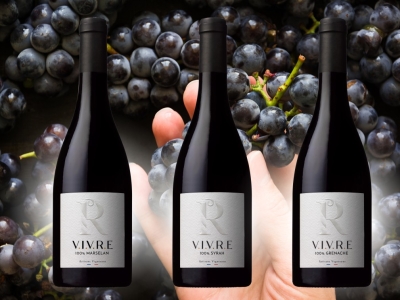 V.I.V.R.E: 3 grapes. 0 compromise. 1 philosophy.